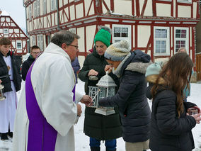 1. Advent in Sankt Crescentius (Foto: Karl-Franz Thiede)